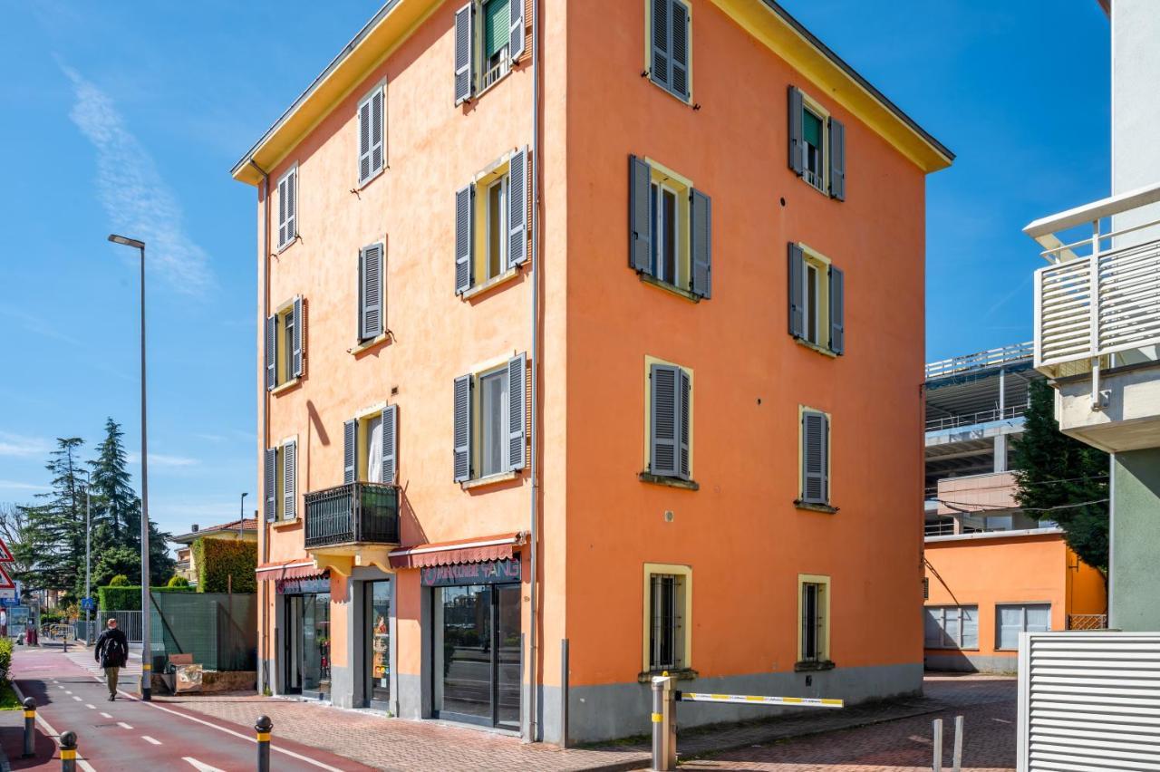 Parma Centro Torri Huge Apartment X6 Exterior foto